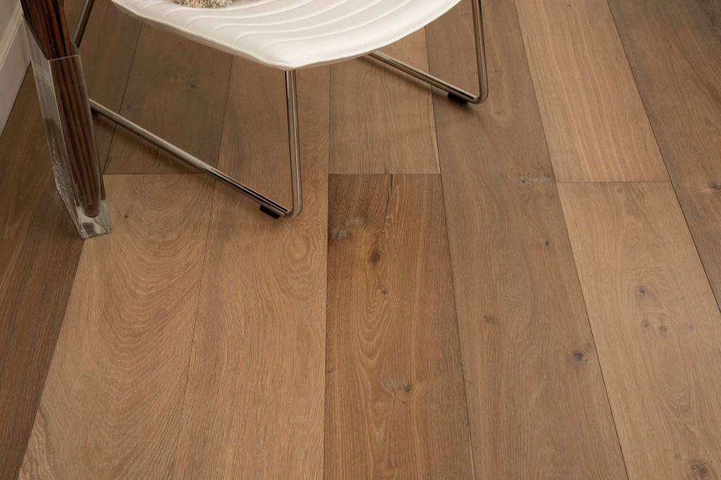 Jiahe Flooring - JH-SPC inside Hotel Skyline Lounge